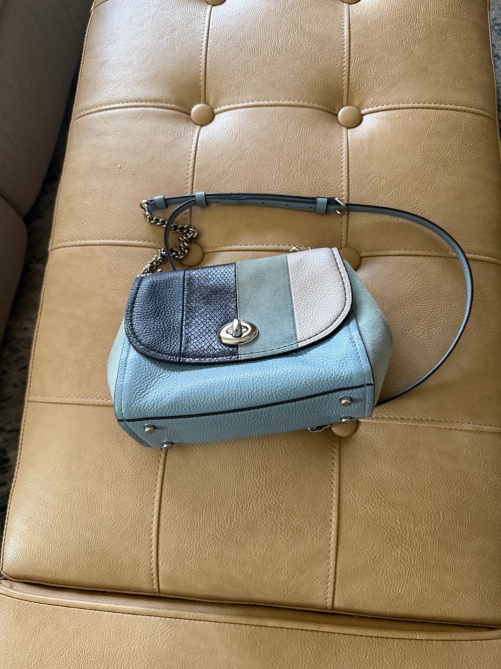 Coach Faye crossbody blue suede, snake python, embossed leather turn lock - Picture 12 of 14